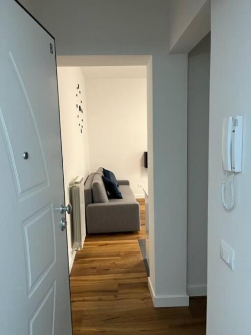 Charming Newly Renovated Apartment フィレンツェ エクステリア 写真