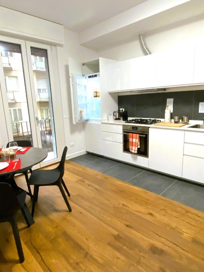 Charming Newly Renovated Apartment フィレンツェ エクステリア 写真