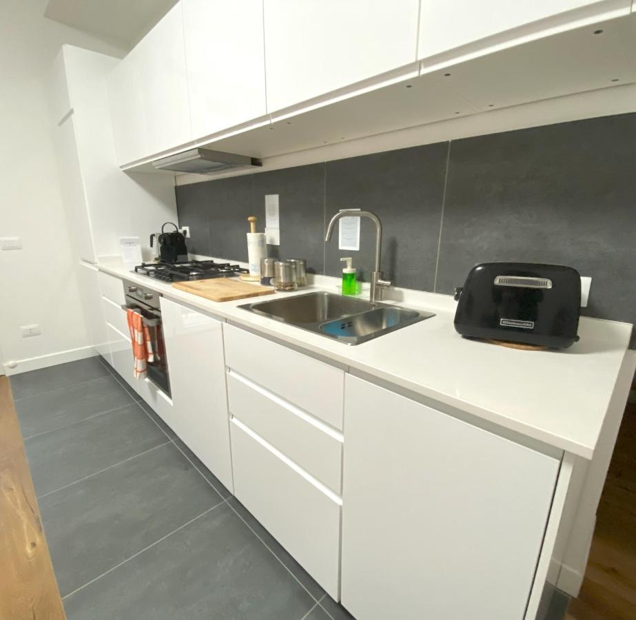Charming Newly Renovated Apartment フィレンツェ エクステリア 写真