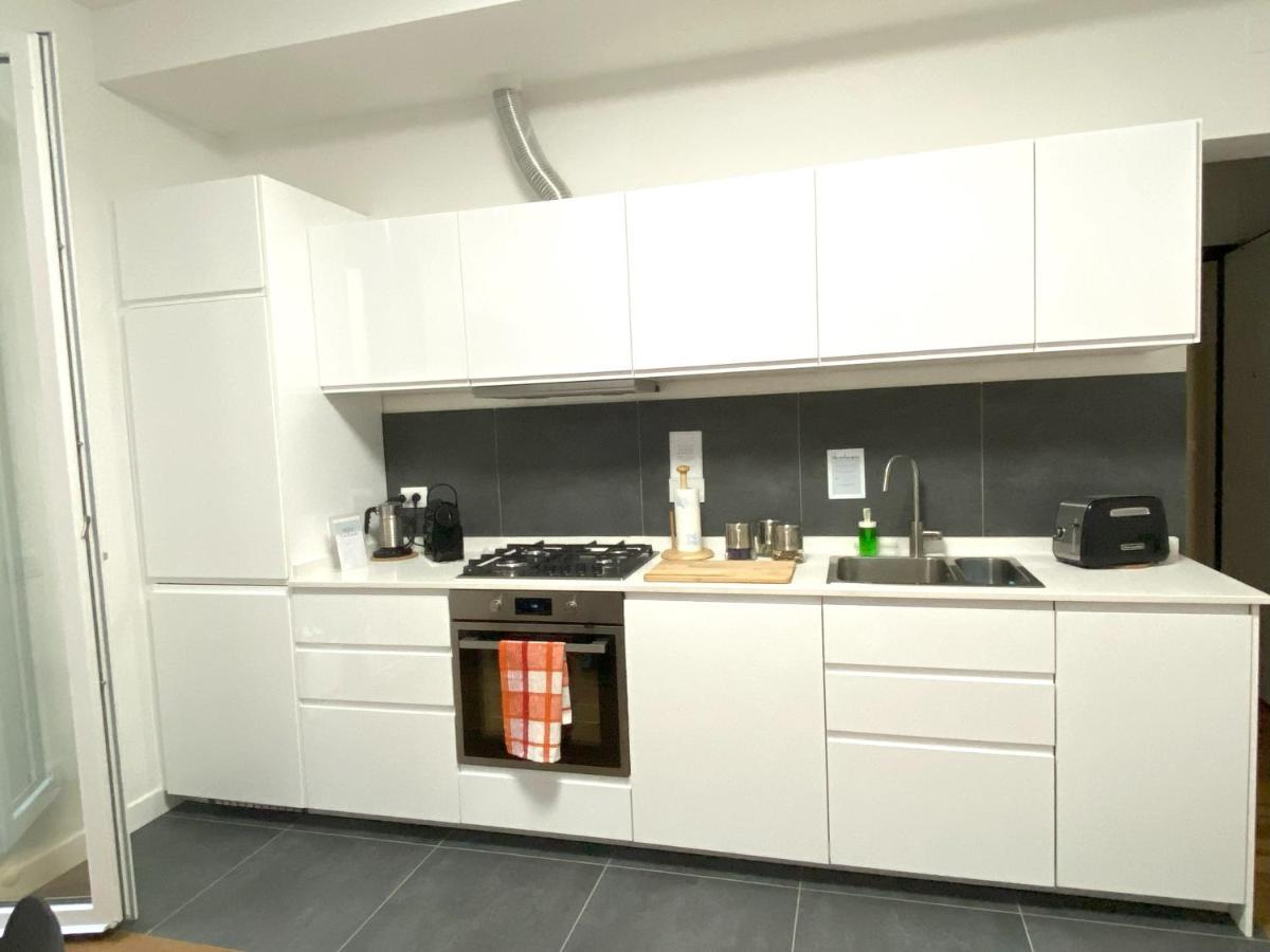 Charming Newly Renovated Apartment フィレンツェ エクステリア 写真